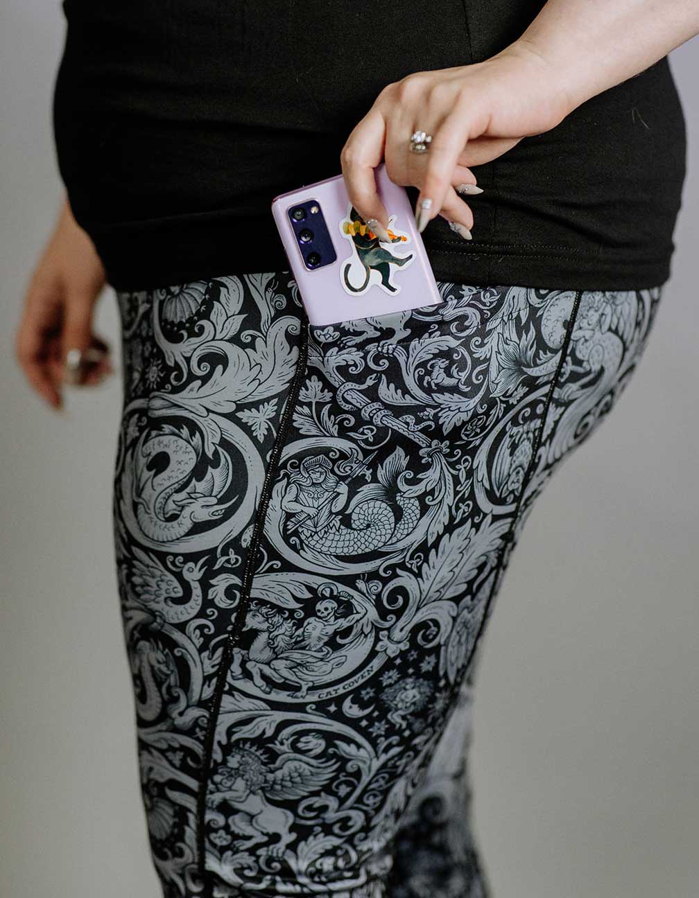 SALE // Armor Leggings